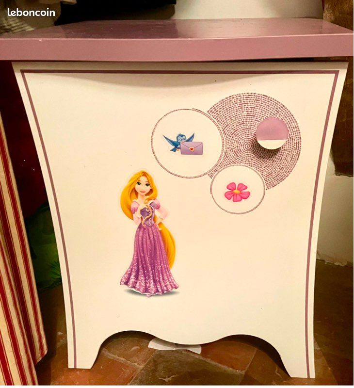 Commode (image 1)