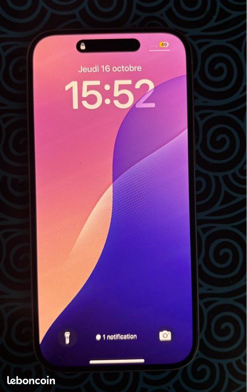 IPhone 15 128Go (image 3)