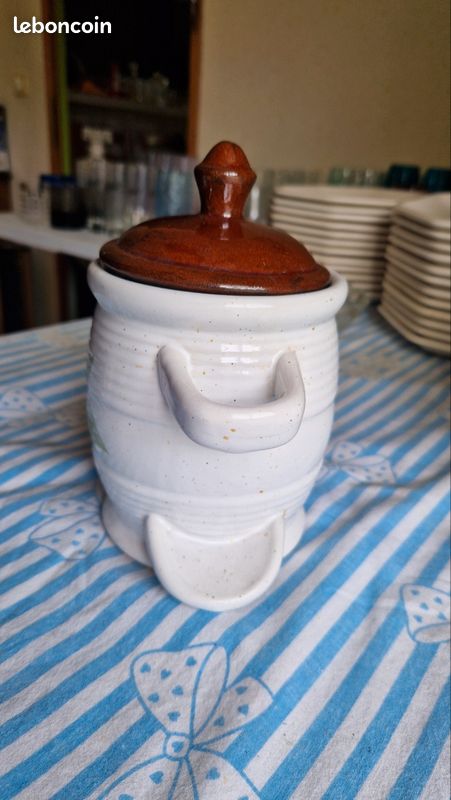 Pot à olives en grès (image 2)