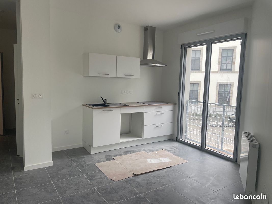 Appartement 1 pièce 30 m² · à Laval · 30 m² · 405 €/mois