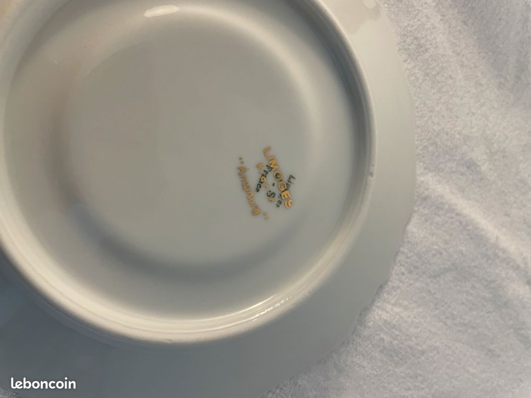 Tasse à thé / Déjeuner en porcelaine de Limoges ancienne (image 7)