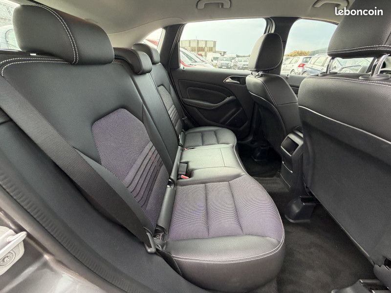 Mercedes CLASSE B 200D 136CH SPORT EDITION 7G-DCT (image 15)