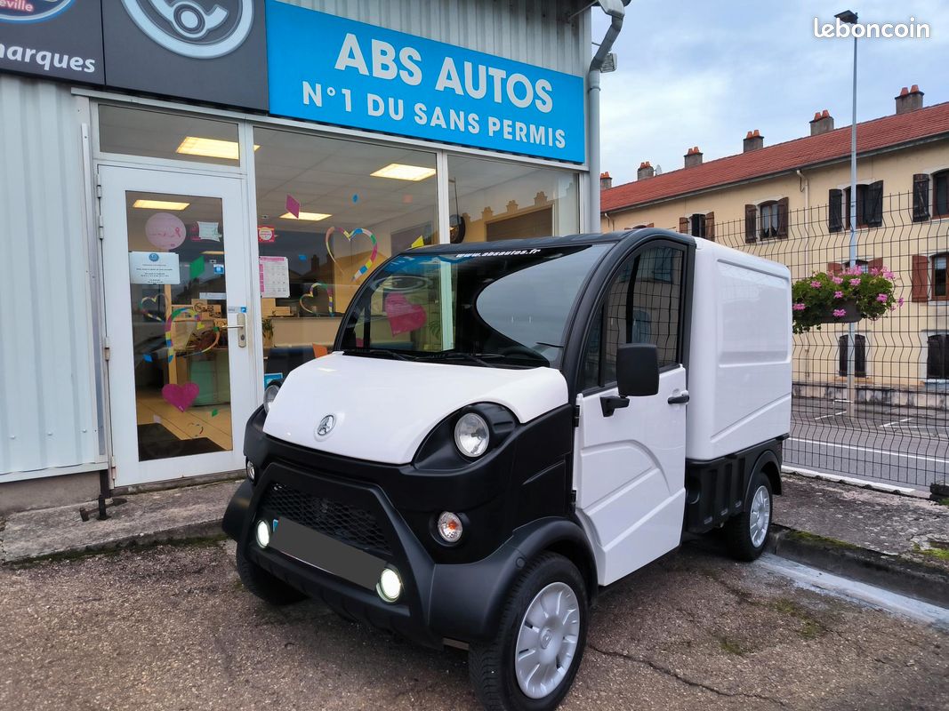 Camion AIXAM D-TRUCK Fourgon 2023 (image 1)