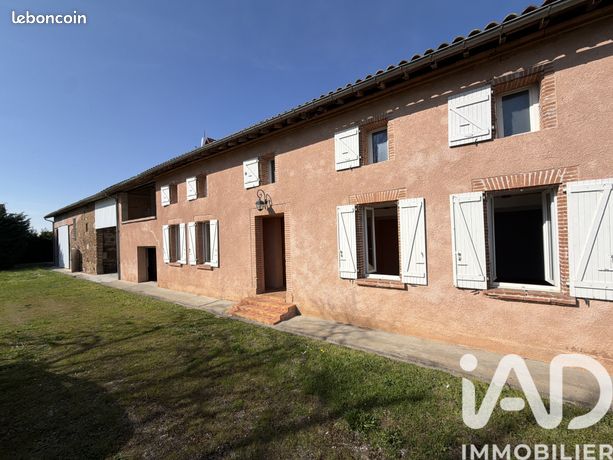 Propriété 5 pièces 135 m²