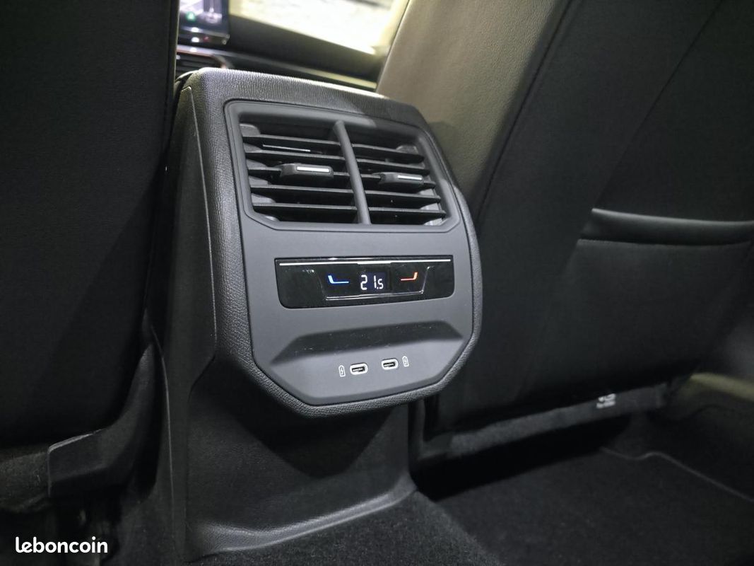 CUPRA LEON Sportstourer 2.0 TDI - 150 - BV DSG 7 V (image 23)