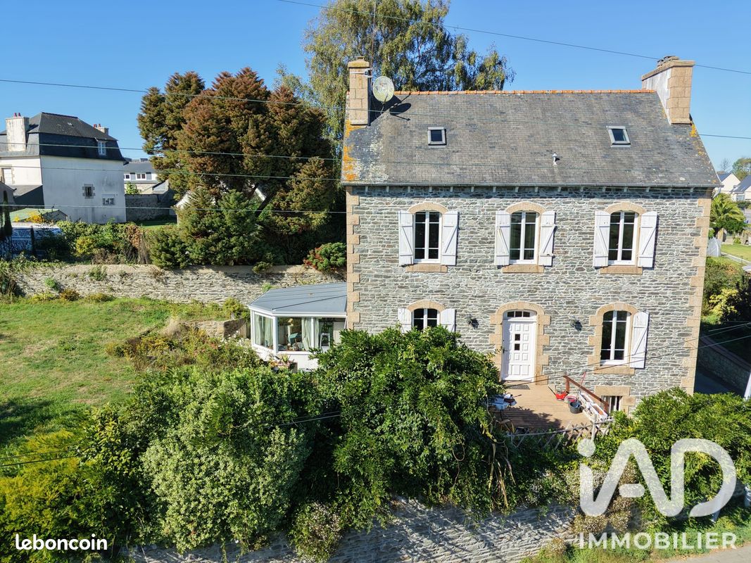 Maison 5 pièces 120 m² · à Plouguiel · 120 m² · 233 500 €