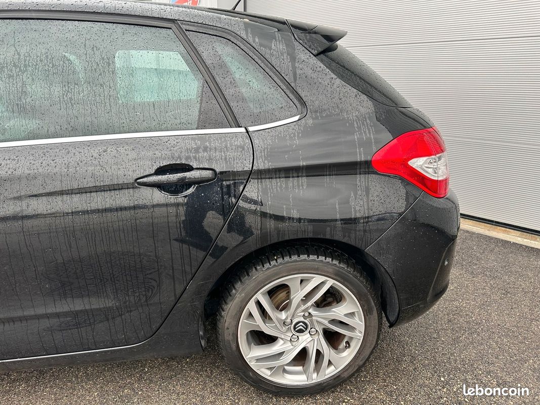 Citroën C4 1.6 155Ch Exclusive / Moteur à chaine de distribution (image 16)
