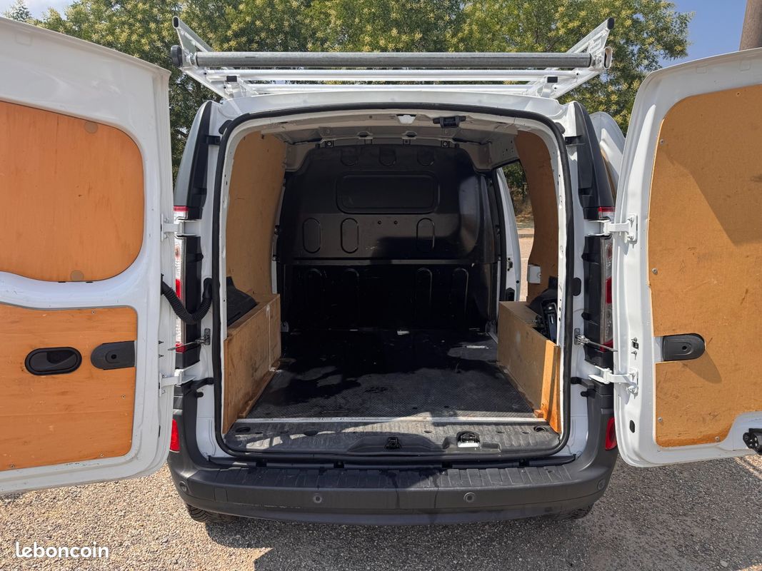 Renault Kangoo 1.5 dCi S&S 75 ch grand confort (image 6)