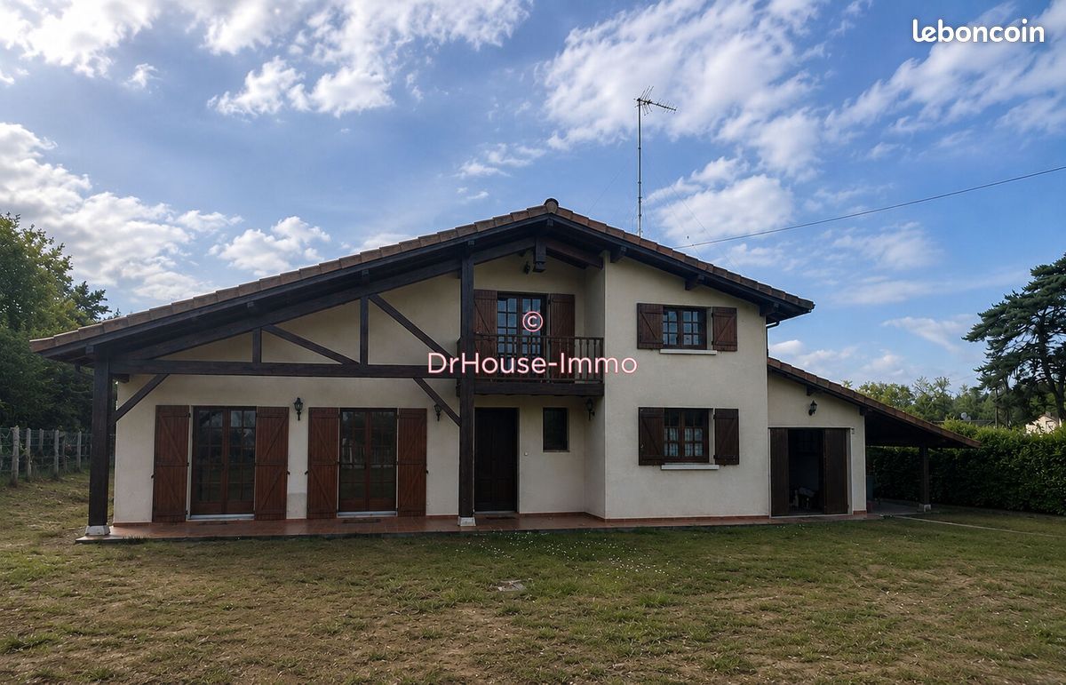 Maison 7 pièces 146 m² · à Préchac · 146 m² · 188 000 €