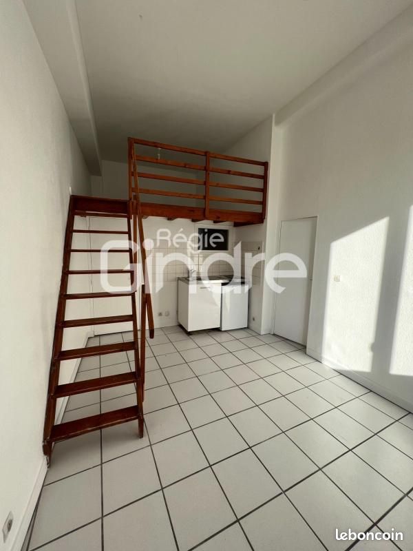 Appartement 2 pièces 37 m² · à Lyon · 37 m² · 769 €/mois