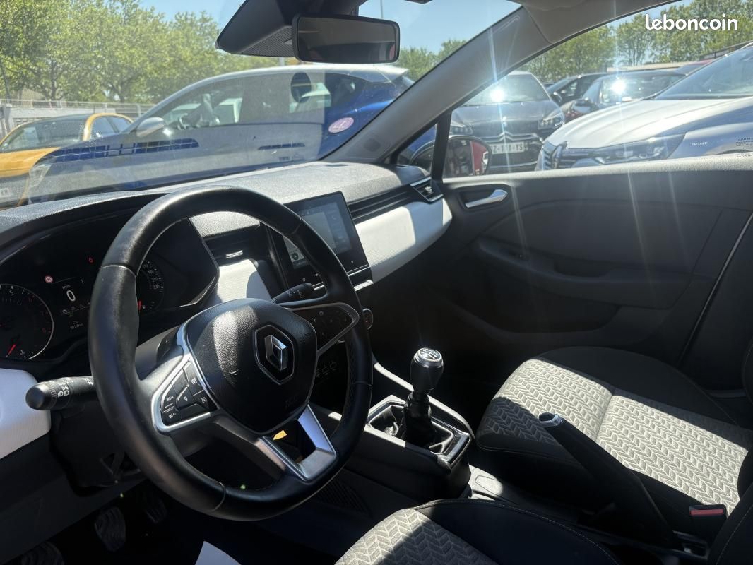 Renault Clio 1.0 SCE 65 CV EVOLUTION BVM5 1ERE MAIN (image 8)