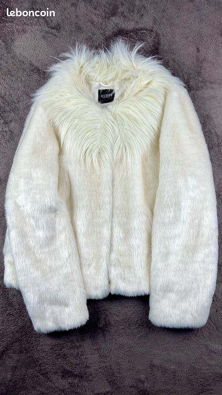 Veste en fausse fourrure blanche Guess Vêtements
