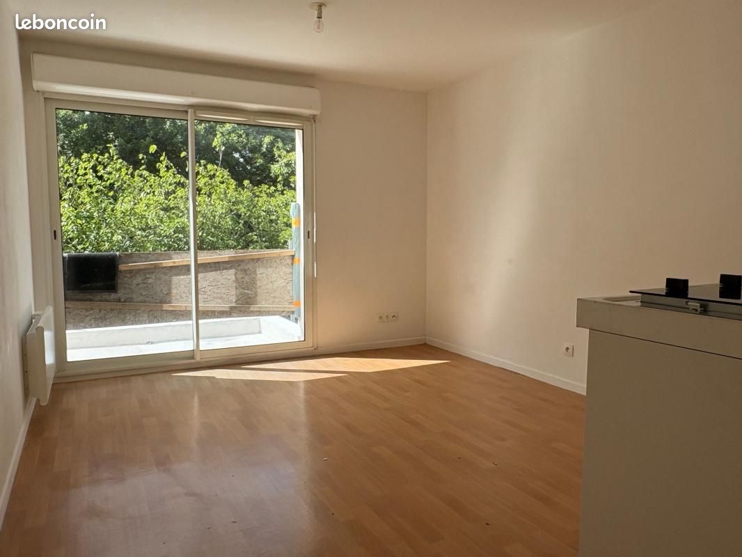 Appartement 1 pièce 23 m² · à Ploumagoar · 23 m² · 430 €