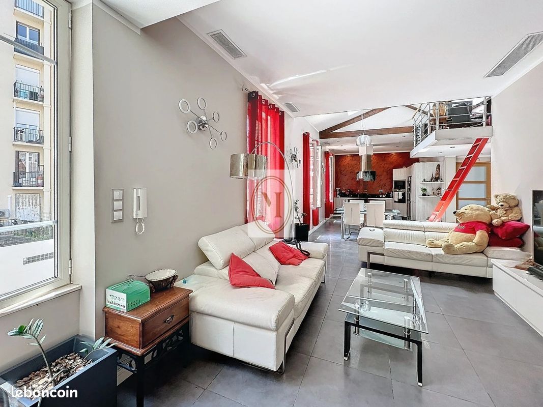 Appartement 4 pièces 106 m² · à Nice · 106 m² · 1 700 €/mois