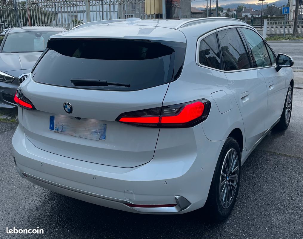 Bmw serie 2 active tourer 218 ia luxury quasi neuf (image 3)