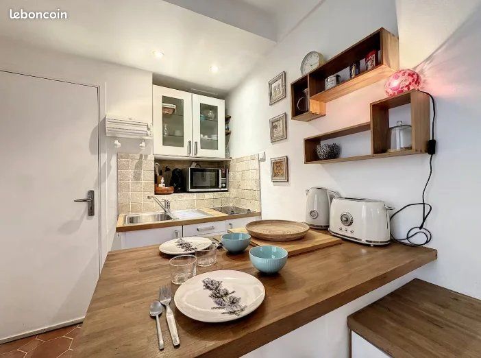 Appartement 1 pièce 14 m² · à Antibes · 14 m² · 650 €/mois