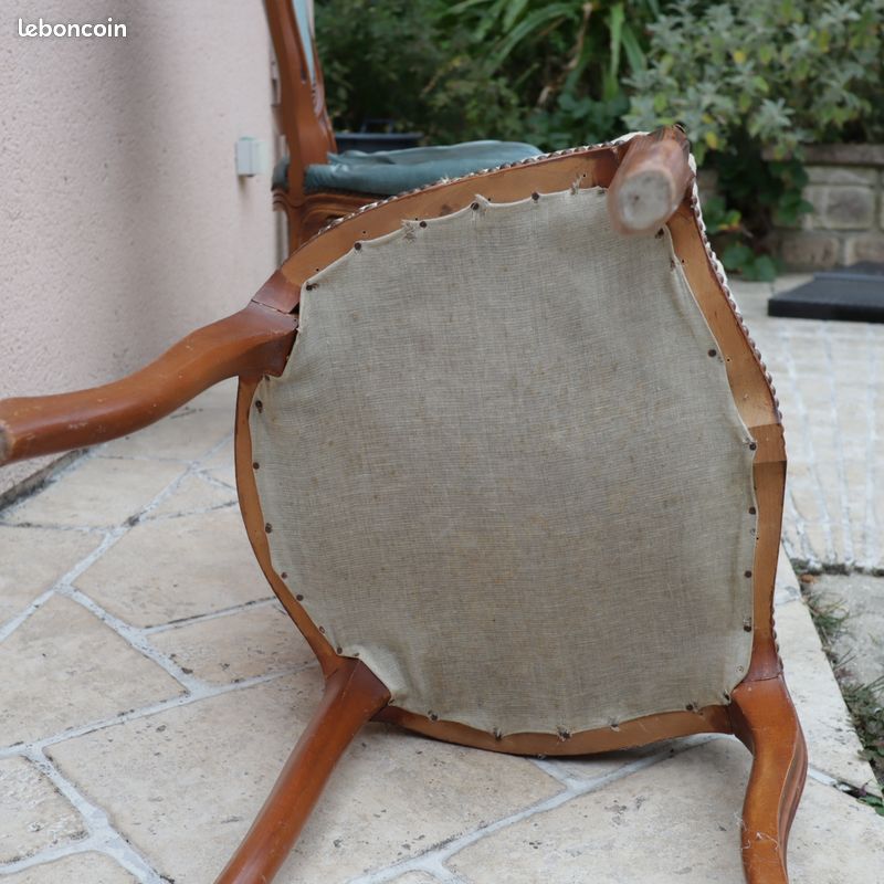 Ensemble de 6 chaises à restaurer (image 7)