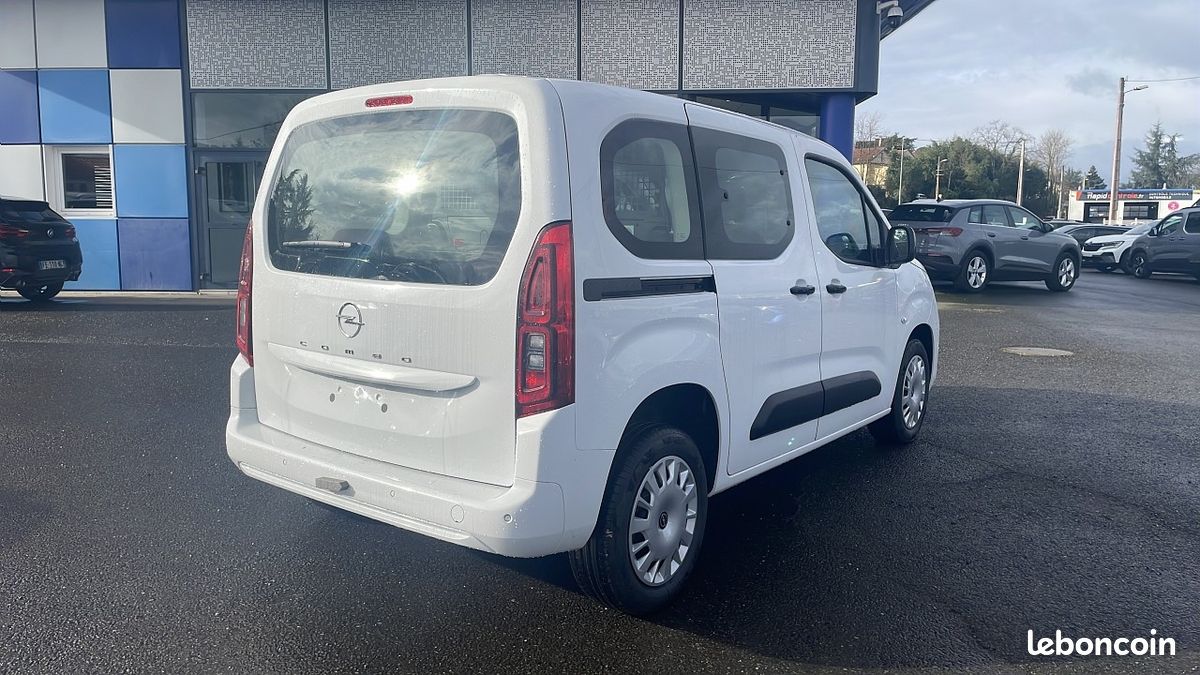 Opel COMBO LIFE TAILLE M - 1.5 BLUEHDI 100CH S&S ELEGANCE 5 PLACES (image 2)