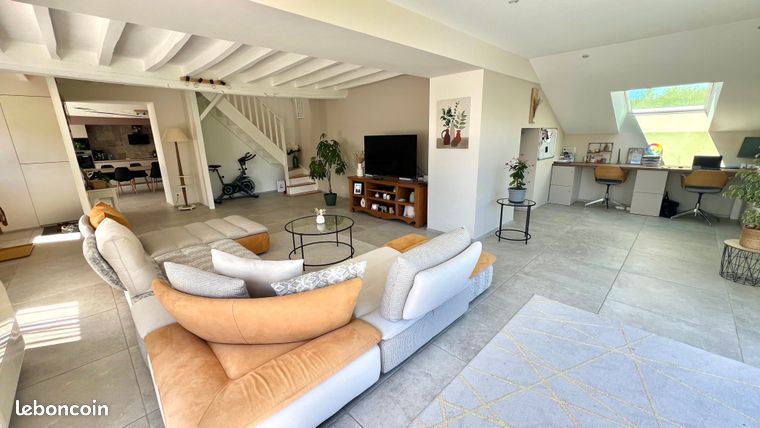 Maison 5 pièces 144 m²