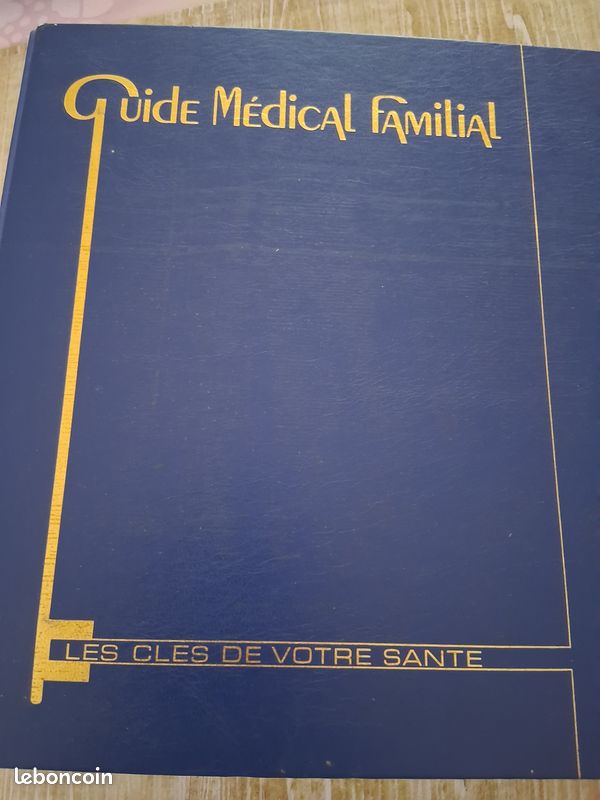 Classeur médical (image 1)