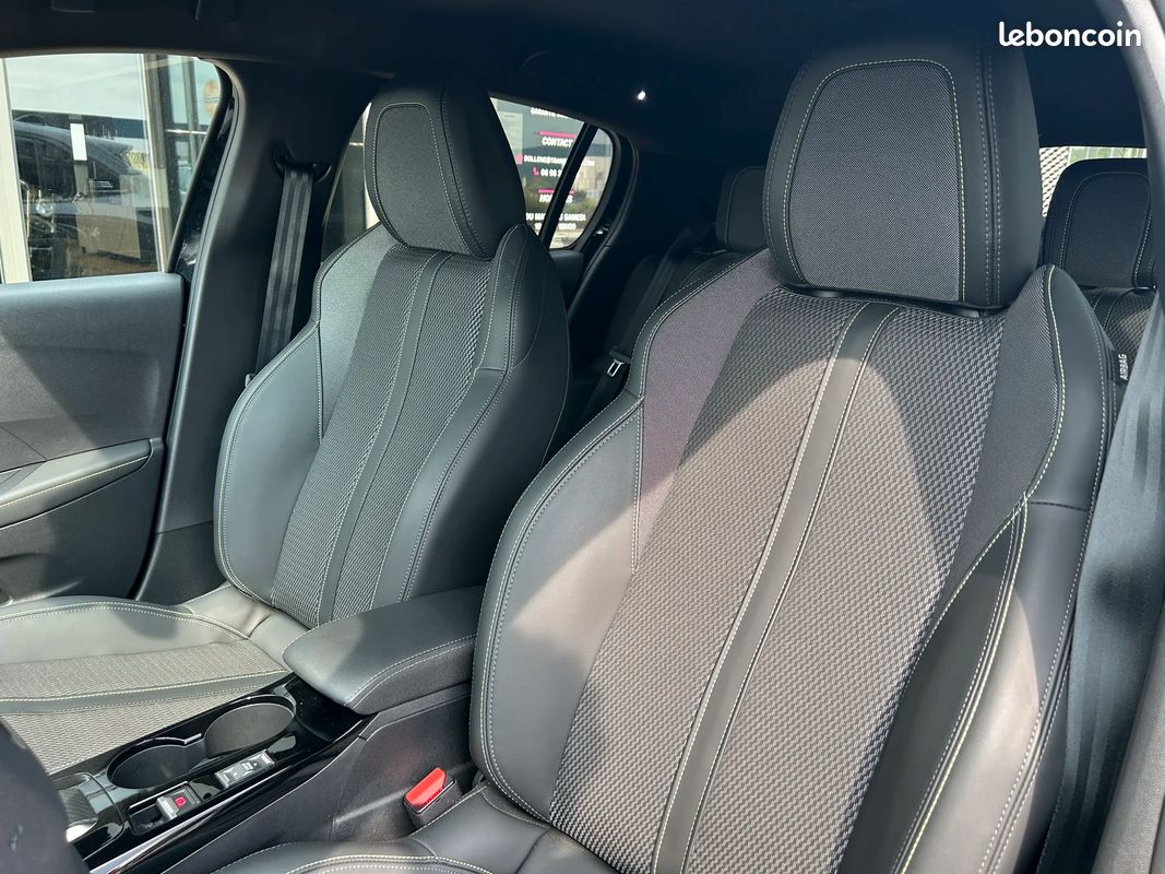 Peugeot 208 II 156ch (e-) GT PRIME - Carplay - Entretien Ok - Très bon état - (image 8)