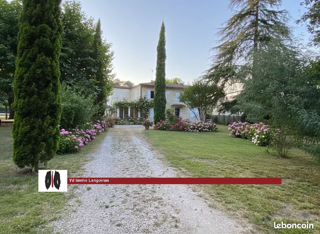 Maison 3350 m² · à Saint-Caprais-de-Bordeaux · 3 350 m² · 425 250 €
