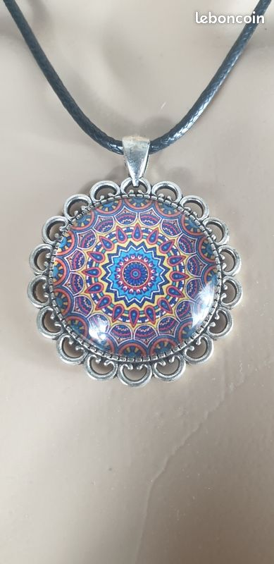 Collier cabochon mandala violet - VL83160 (image 3)