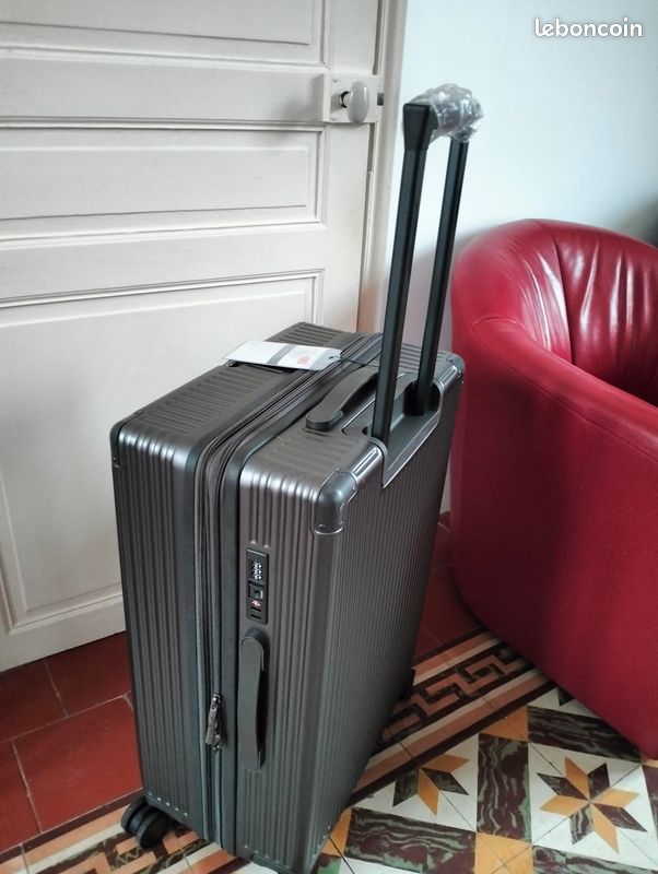 Valise à vendre Accessoires Bagagerie