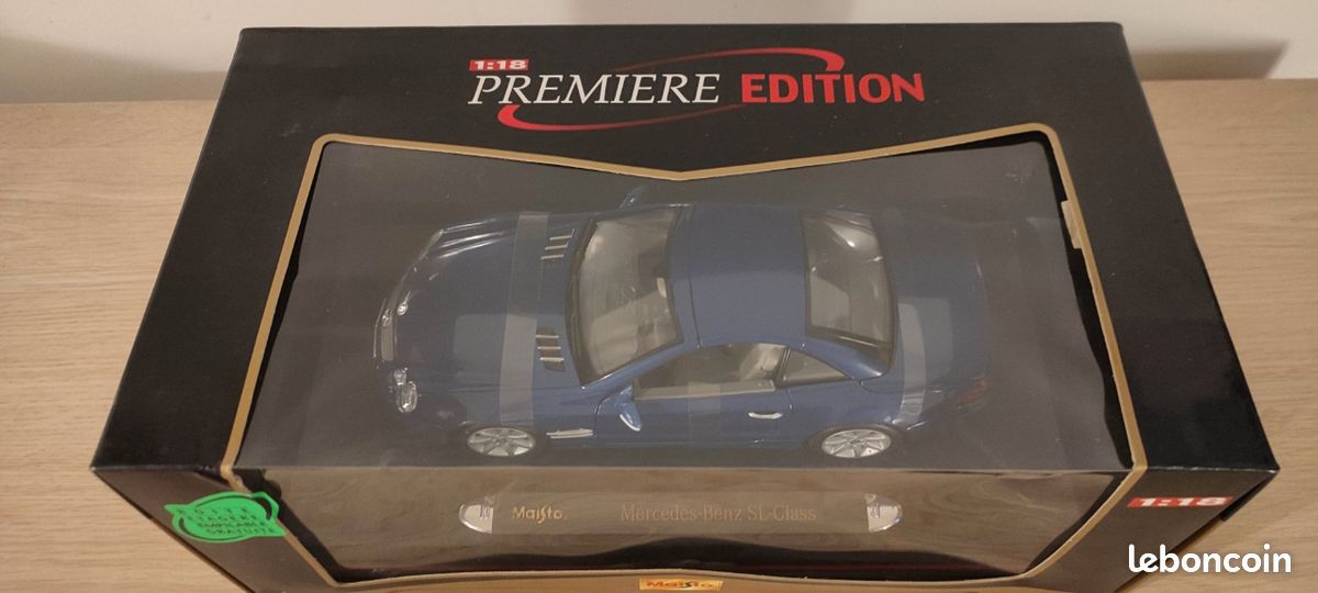 1/18 Maisto Mercedes-Benz A-Class Long Version DieCast