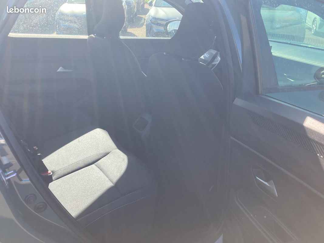DACIA DUSTER 1.2 hybrid-g 150 expression 4x4 (image 28)