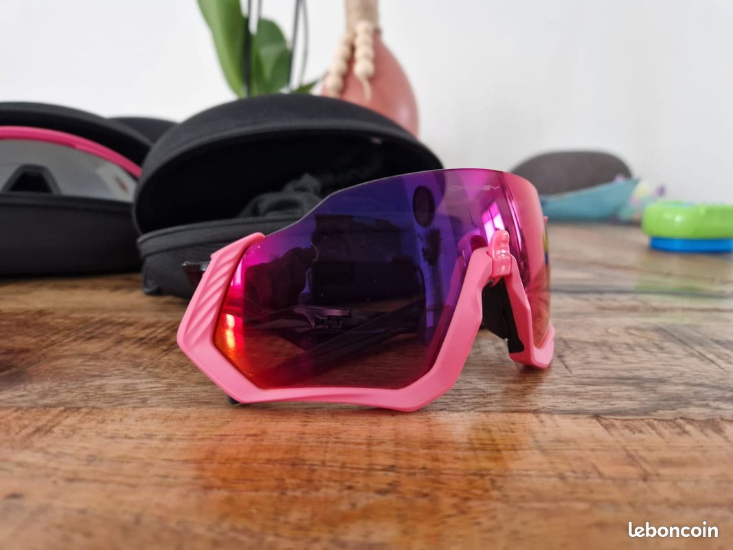 Lunette oakley flight jacket pink Équipements vélos