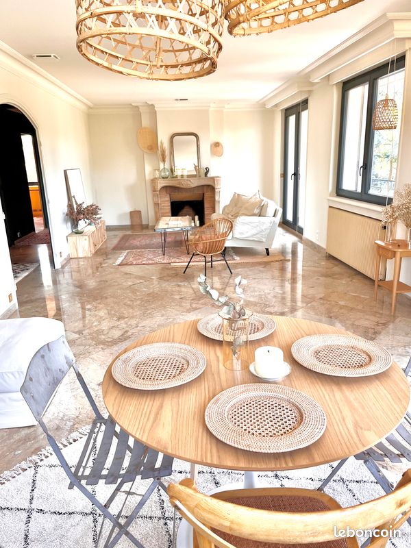Maison 7 pièces 182 m² · à Brindas · 182 m² · 665 000 €