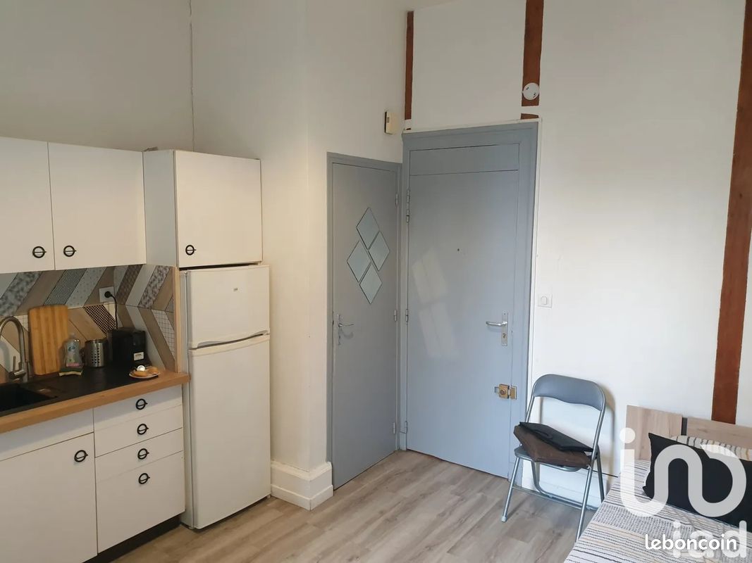 Appartement 1 pièce 18 m² · à Agen · 18 m² · 380 €