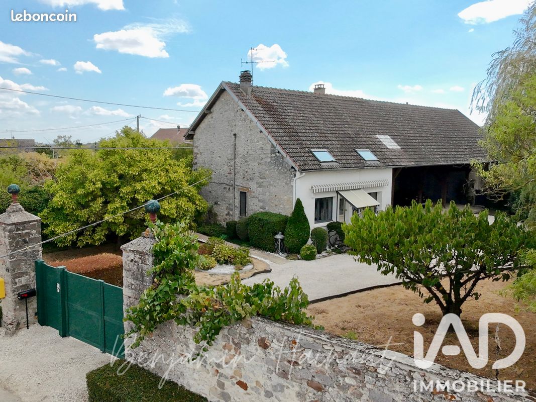 Maison 5 pièces 150 m² · à Provins · 150 m² · 250 000 €