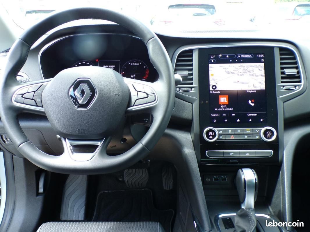 Renault Mégane TECHNO TCE 140 EDC (image 12)