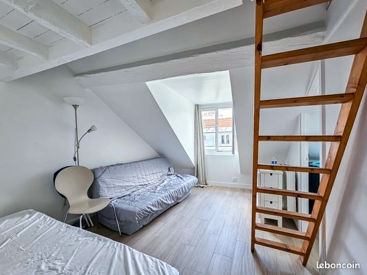 Appartement 1 pièce 17 m² · à Paris · 17 m² · 900 €/mois