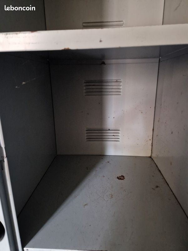 Armoire vestiaire industriel (image 4)