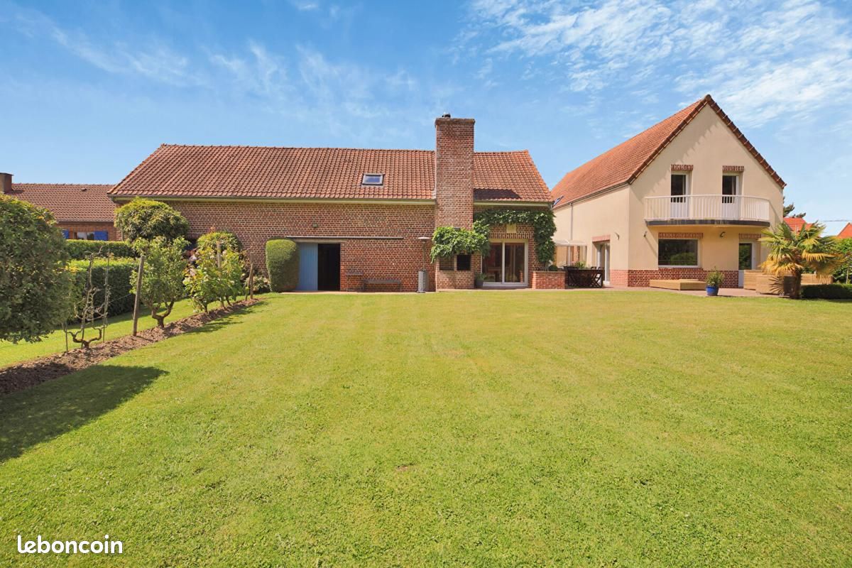 Maison 10 pièces 350 m² · à Haillicourt · 350 m² · 443 000 €