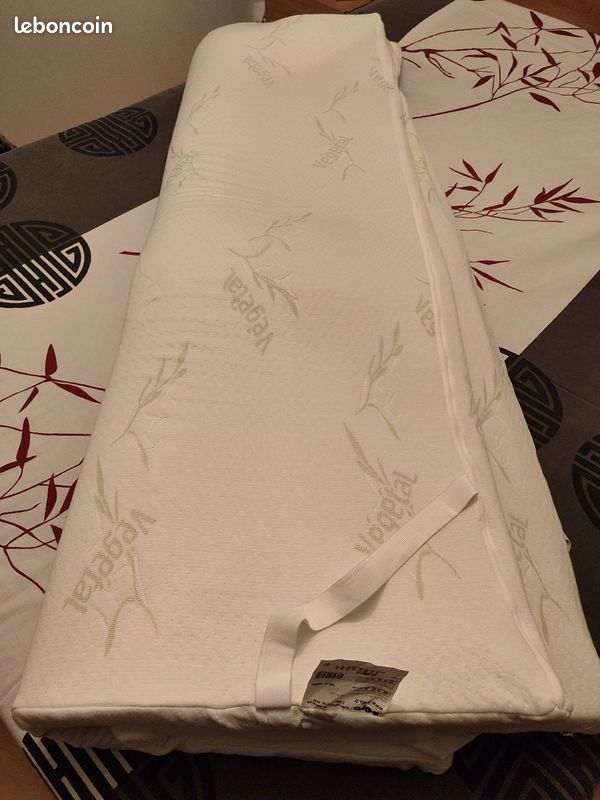 Surmatelas DODO Végétal 160x200 quasi neuf (image 4)