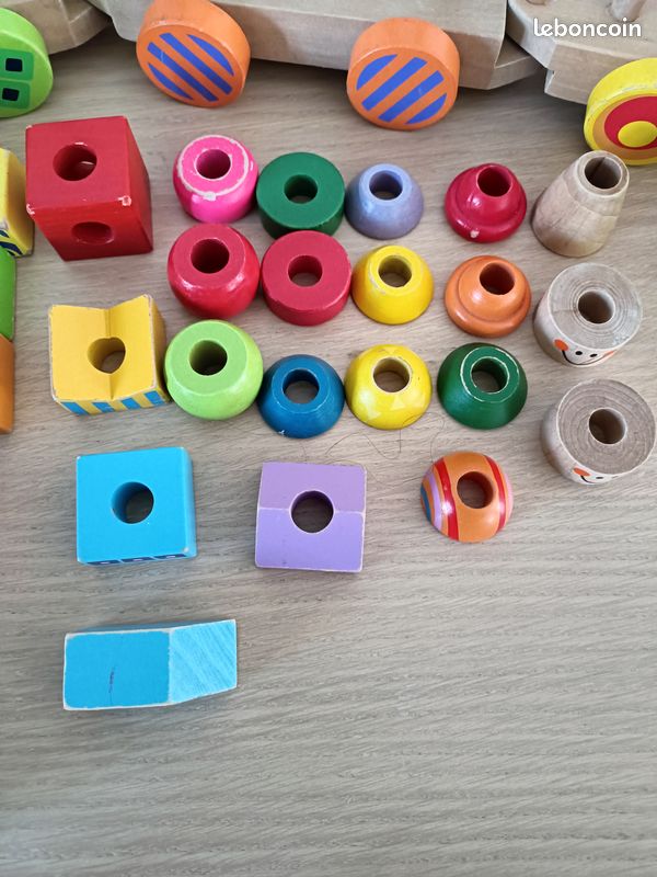 Lot de 33 blocs de construction "assembler et empiler" (image 7)