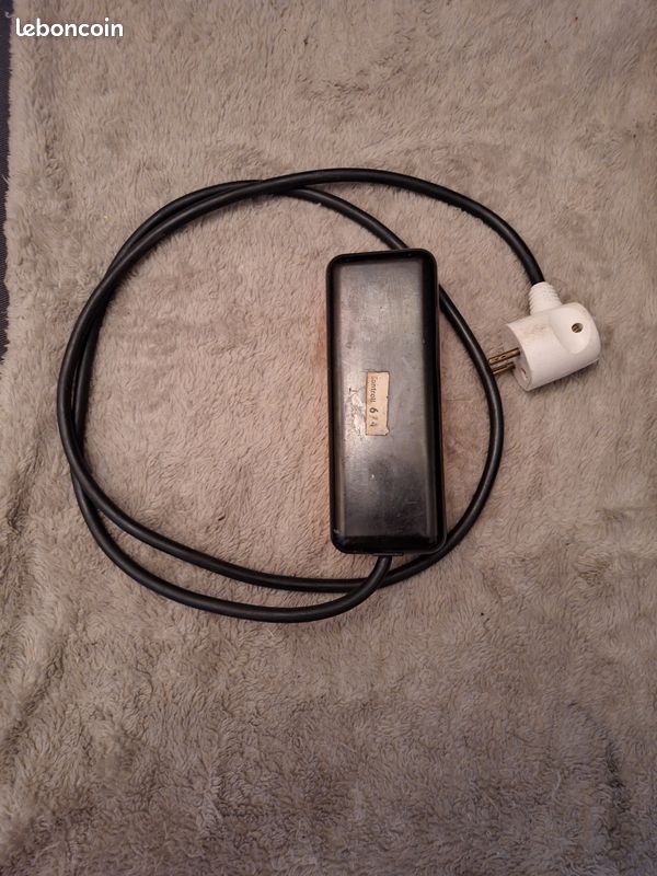 ♥️🔌 Bloc multiprises 3 fiches - MERTEN - Vintage (image 3)