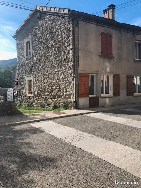 Maison 6 pièces 80 m² · à Jaujac · 80 m² · 180 000 €