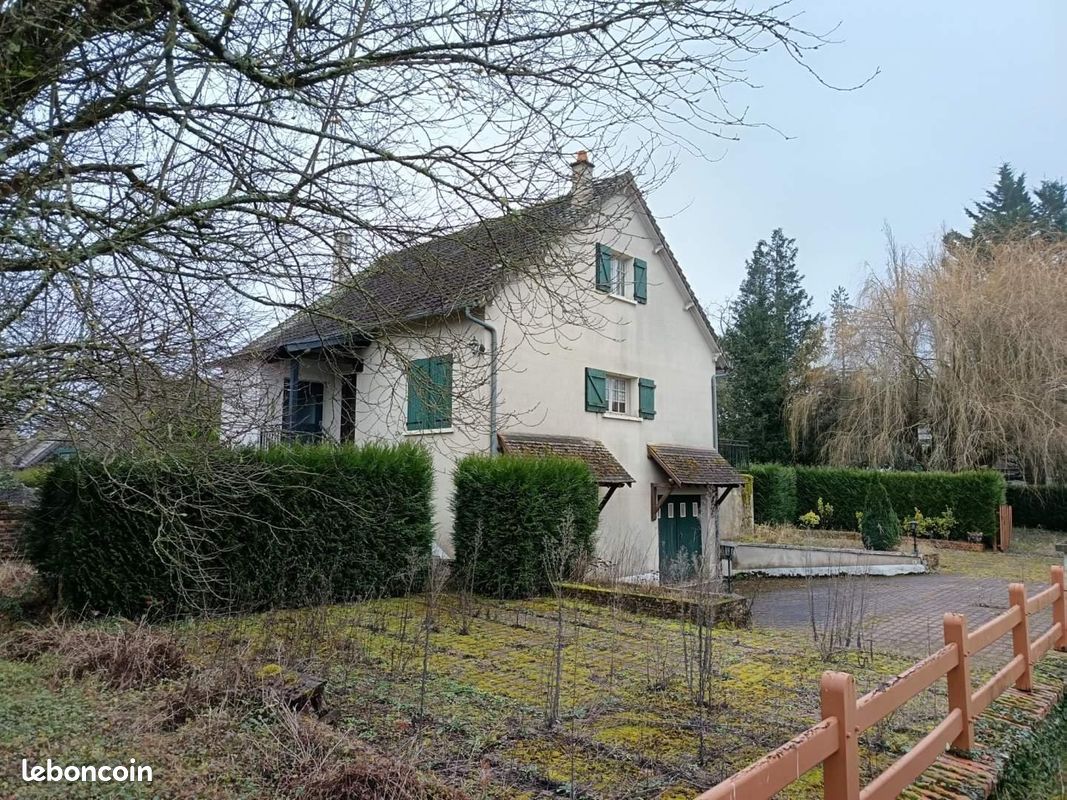 Maison 4 pièces 100 m² · à Cour-Cheverny · 100 m² · 137 020 €