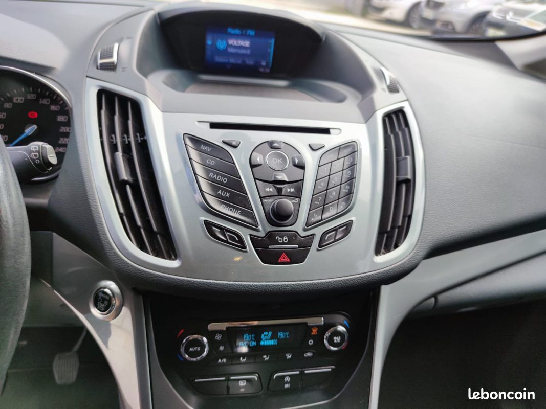 FORD C-MAX Titanium X 1.0 125 (image 9)