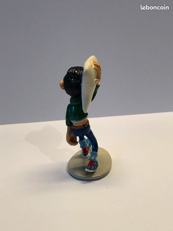 Figurine Pixi Gaston Allongé Réf 91403 – Neuve Sous Blister