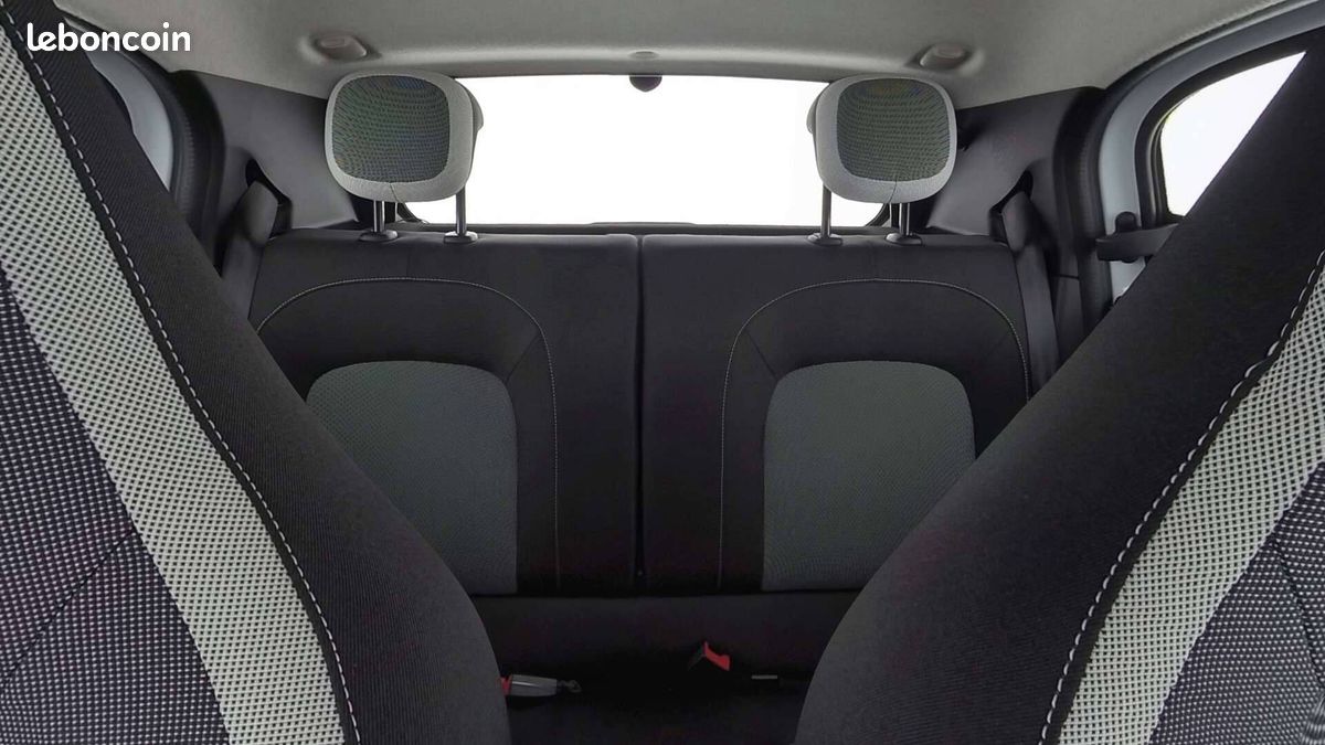 Renault twingo iii e tech equilibre (image 24)