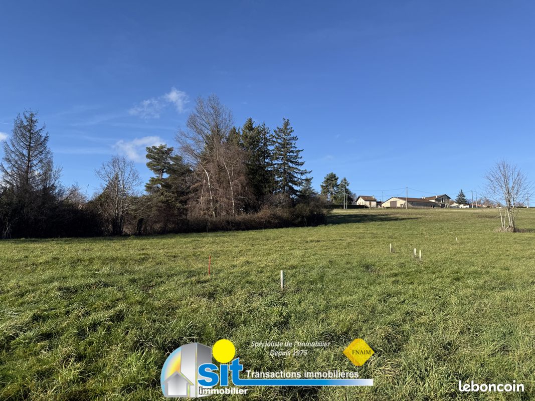 Terrain 749 m² · à Beaurepaire · 749 m² · 96 000 €