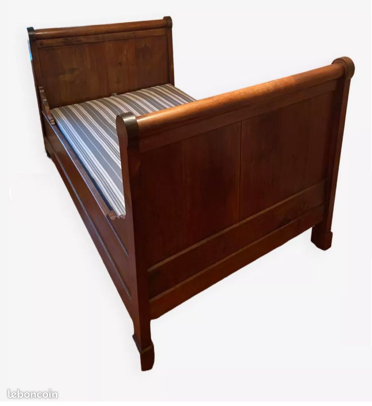 Lit noyer louis philippe (image 1)