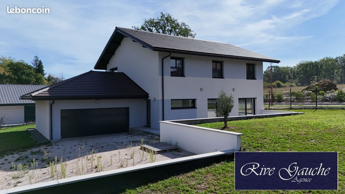 Maison 6 pièces 233 m² · à Nernier · 233 m² · 880 000 €