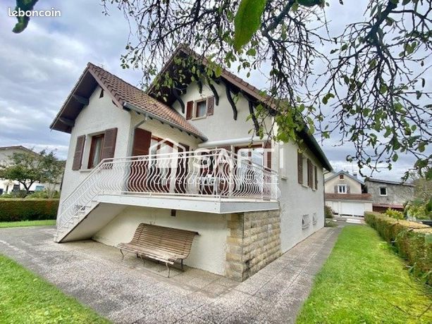 Propriété 6 pièces 117 m²